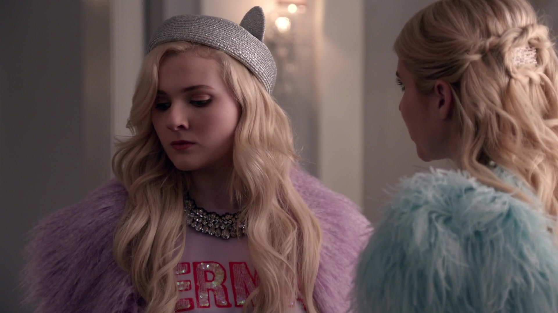 Scream_Queens_2015_S01E05_Pumpkin_Patch_1080p__0351.jpg