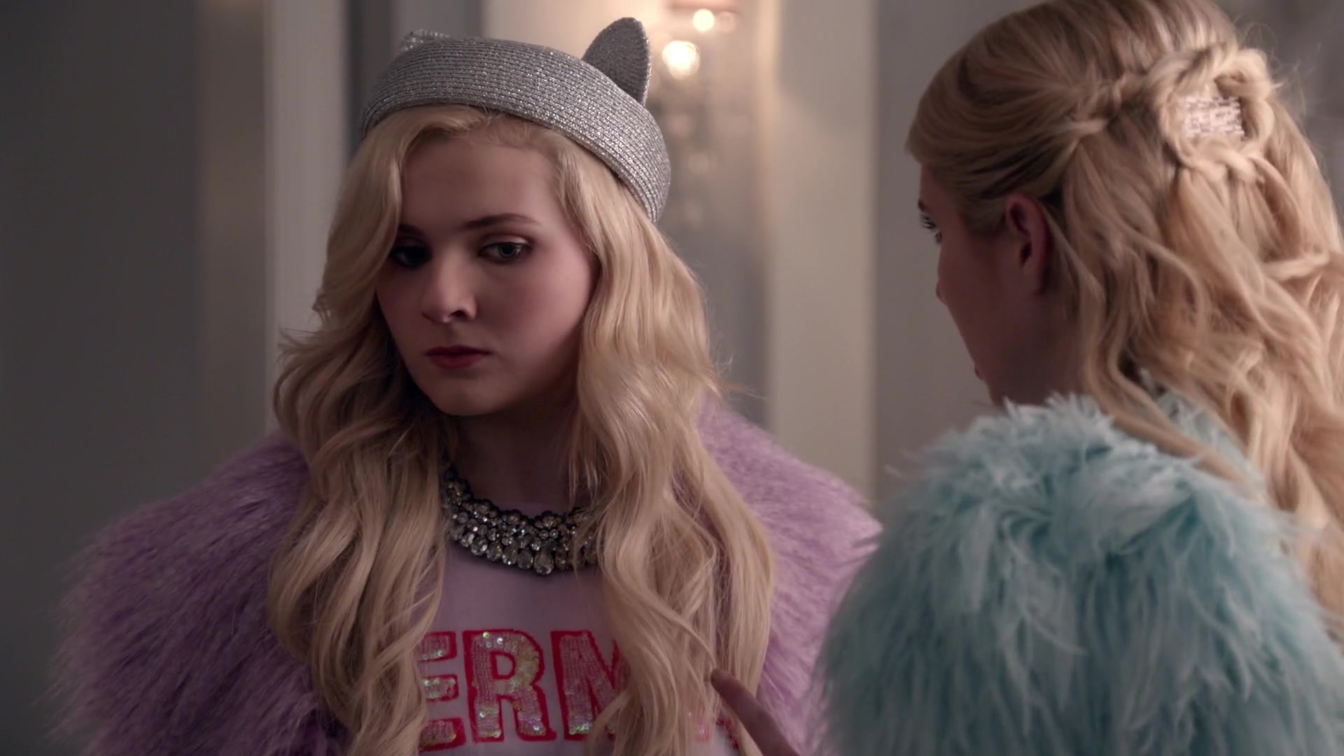 Scream_Queens_2015_S01E05_Pumpkin_Patch_1080p__0353.jpg