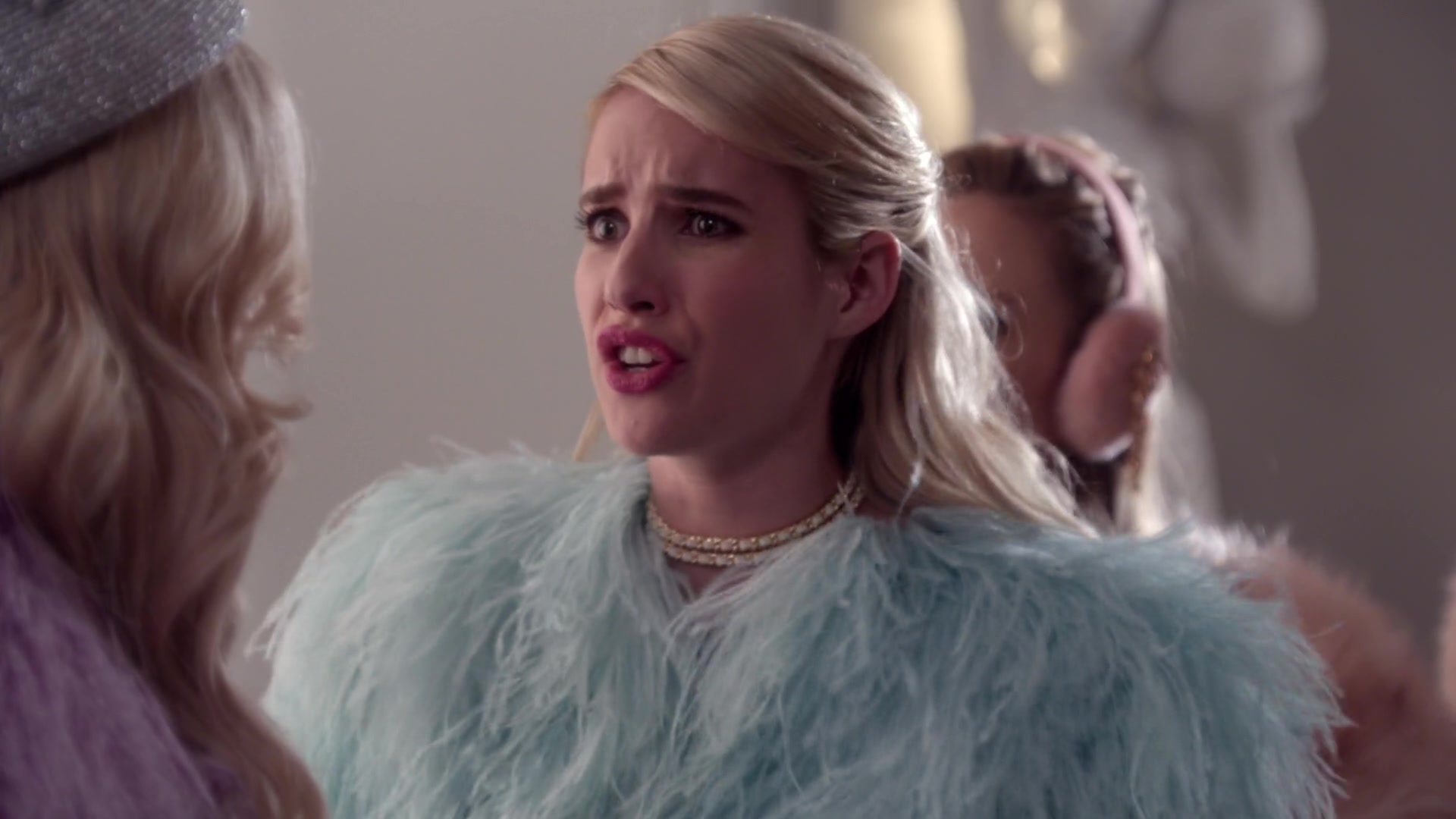 Scream_Queens_2015_S01E05_Pumpkin_Patch_1080p__0363.jpg