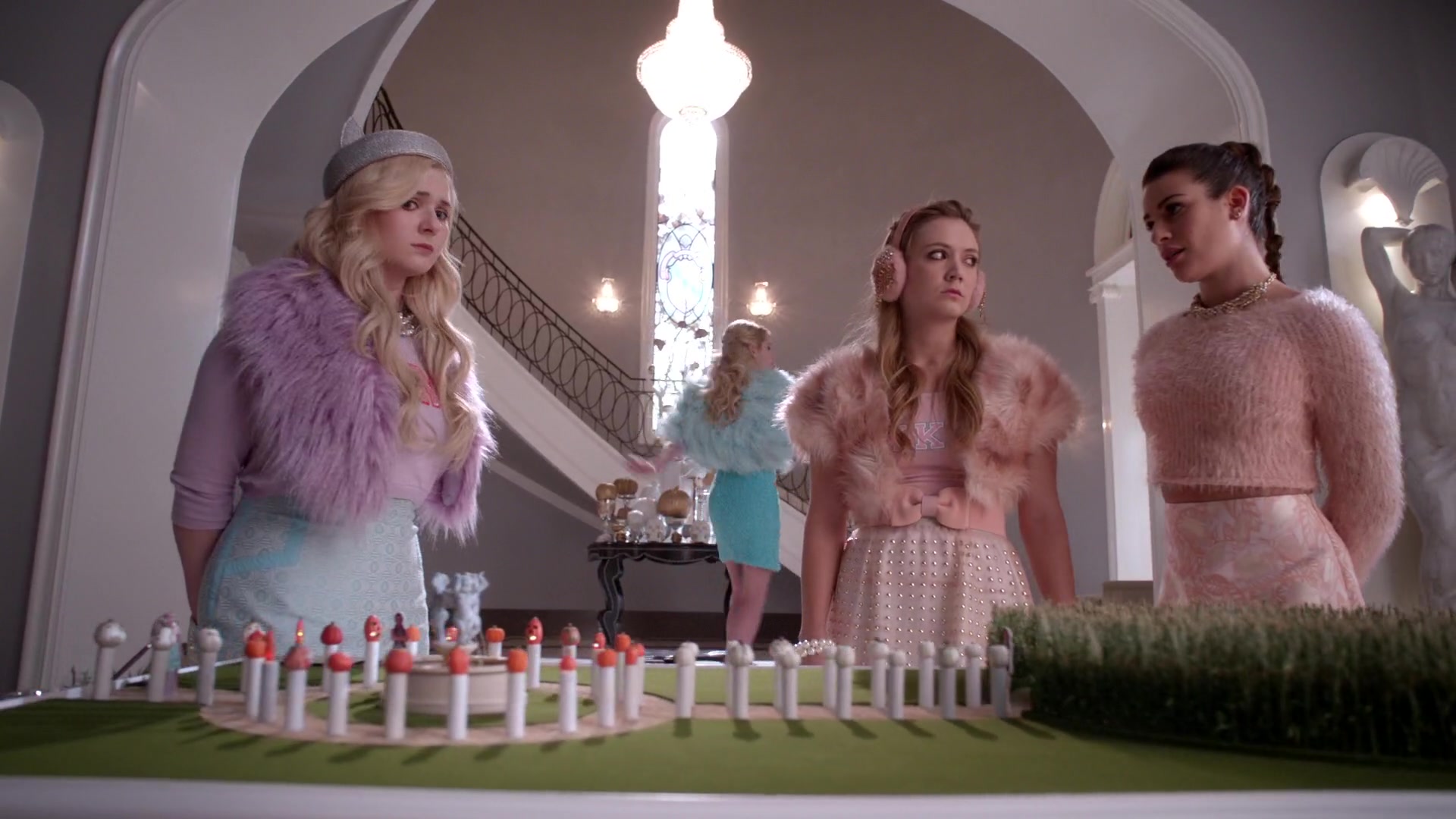 Scream_Queens_2015_S01E05_Pumpkin_Patch_1080p__0377.jpg Scream_Queens_2015_S01E05_Pumpkin_Patch_1080p__0377.jpg