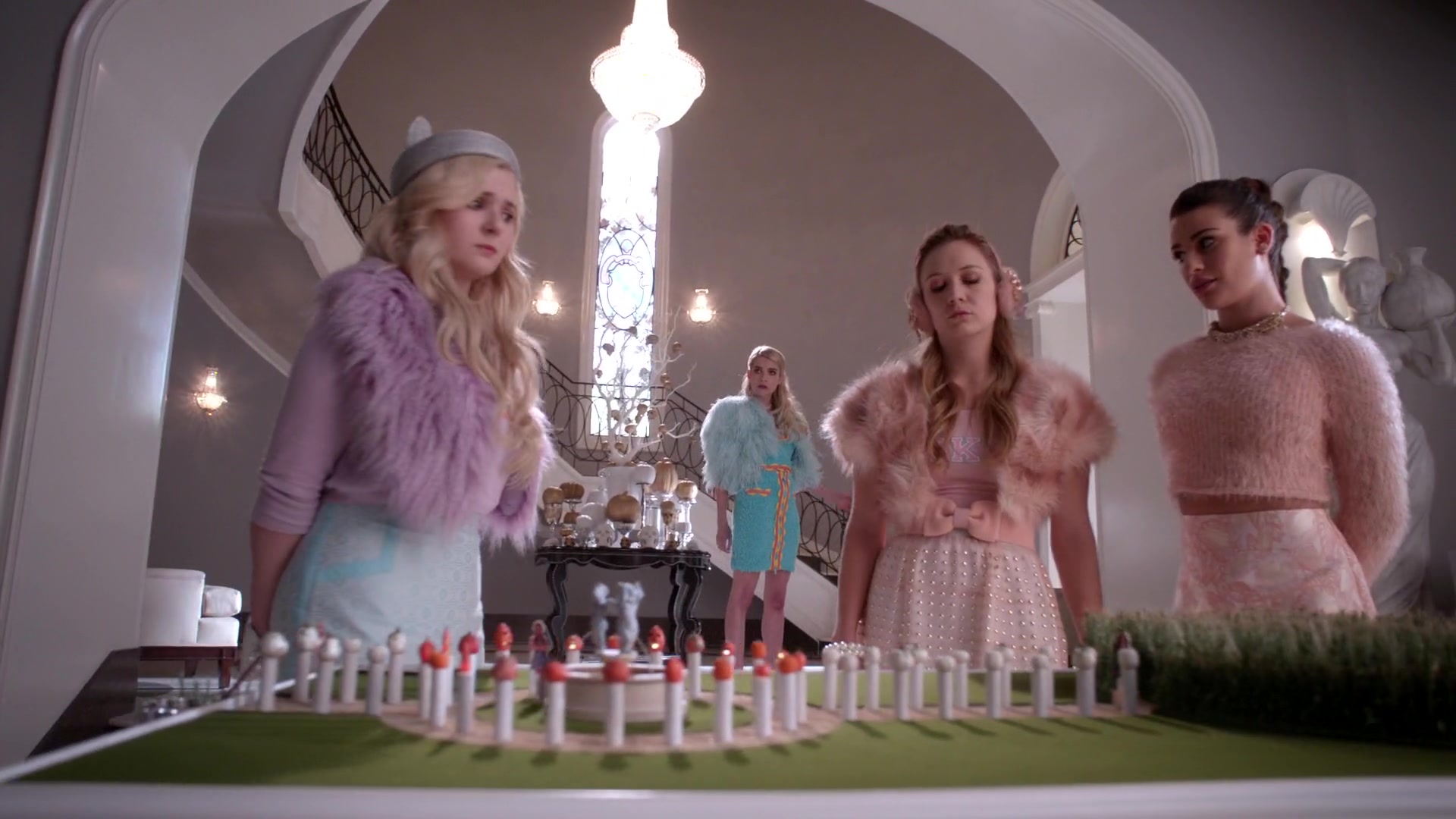 Scream_Queens_2015_S01E05_Pumpkin_Patch_1080p__0379.jpg