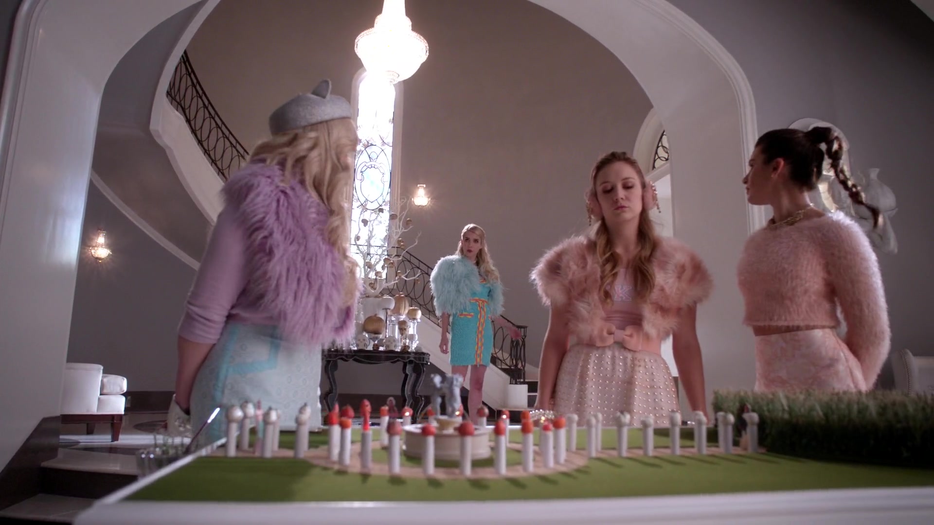 Scream_Queens_2015_S01E05_Pumpkin_Patch_1080p__0381.jpg Scream_Queens_2015_S01E05_Pumpkin_Patch_1080p__0381.jpg