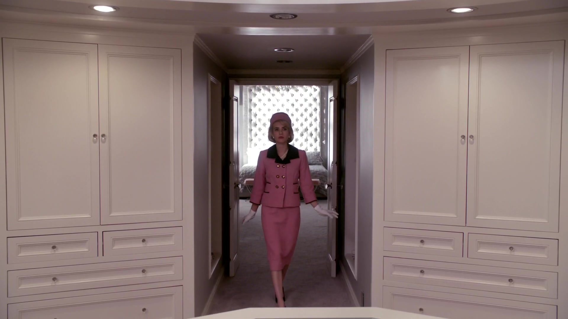 Scream_Queens_2015_S01E05_Pumpkin_Patch_1080p__0397.jpg