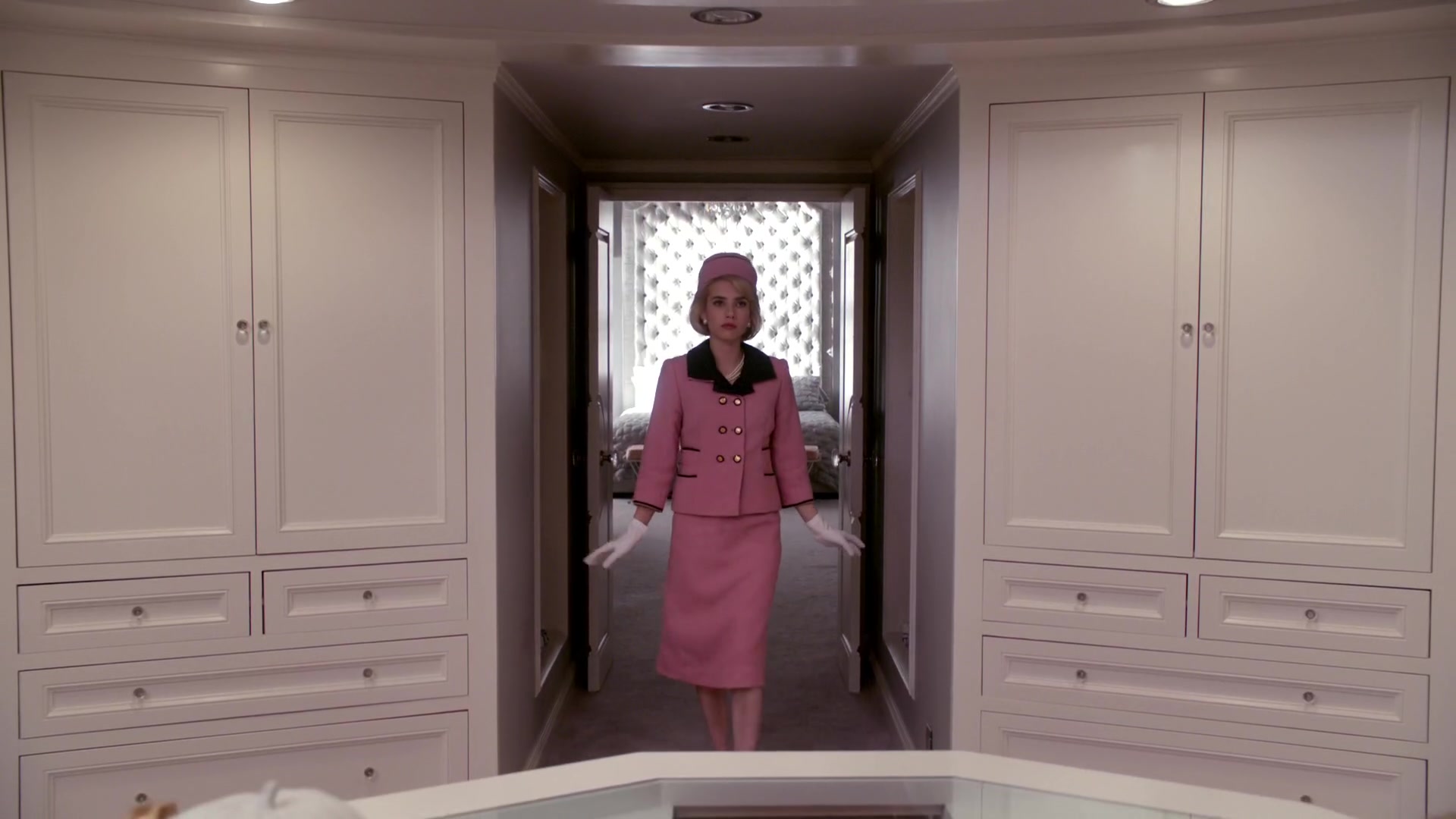 Scream_Queens_2015_S01E05_Pumpkin_Patch_1080p__0398.jpg Scream_Queens_2015_S01E05_Pumpkin_Patch_1080p__0398.jpg