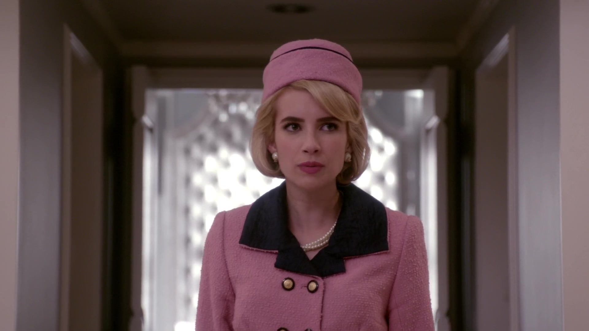 Scream_Queens_2015_S01E05_Pumpkin_Patch_1080p__0412.jpg