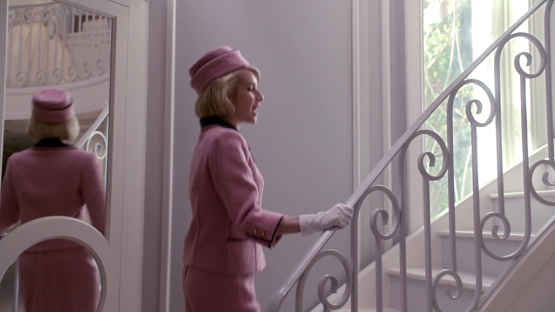Scream_Queens_2015_S01E05_Pumpkin_Patch_1080p__0423.jpg Scream_Queens_2015_S01E05_Pumpkin_Patch_1080p__0423.jpg