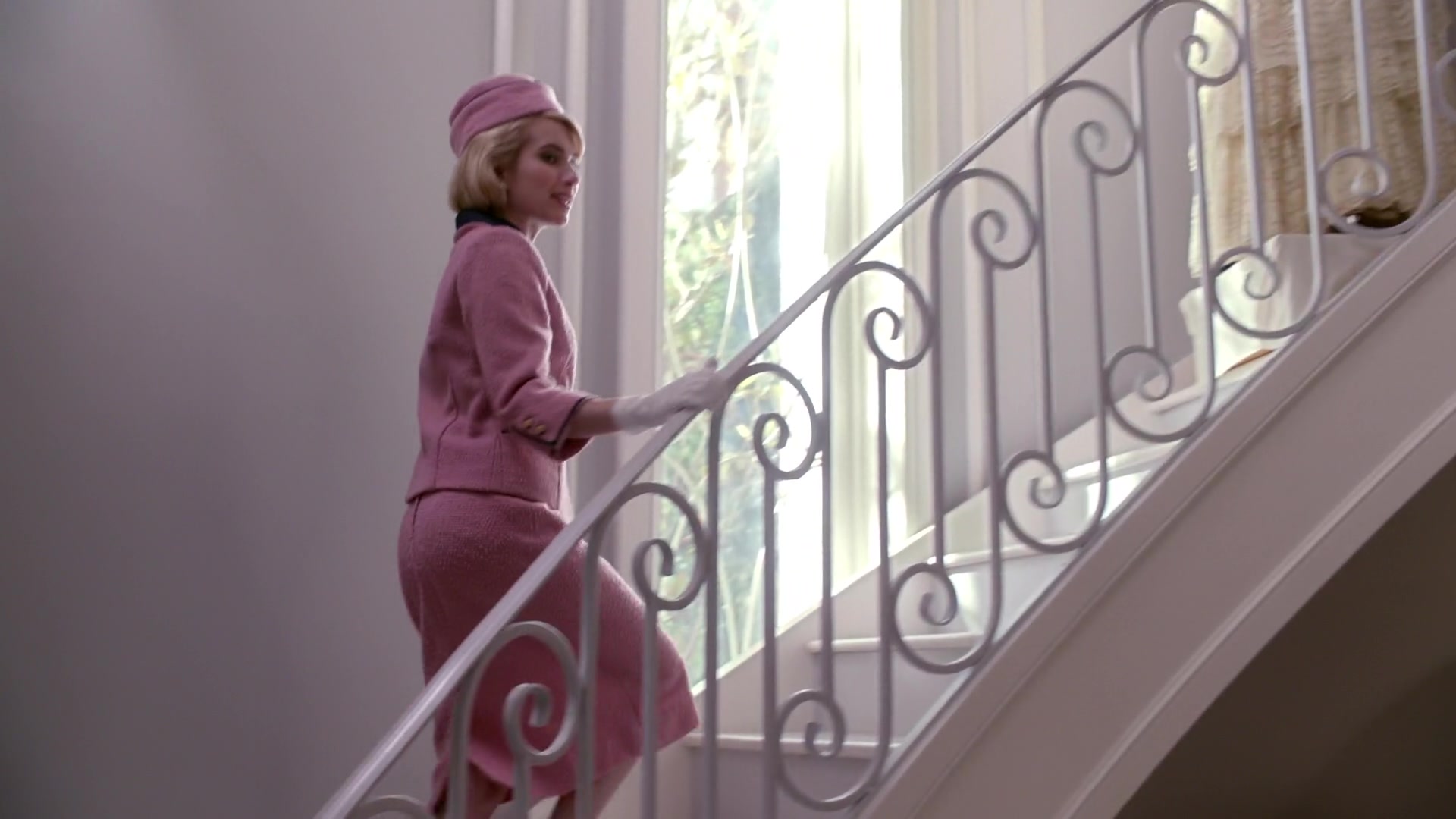 Scream_Queens_2015_S01E05_Pumpkin_Patch_1080p__0427.jpg Scream_Queens_2015_S01E05_Pumpkin_Patch_1080p__0427.jpg