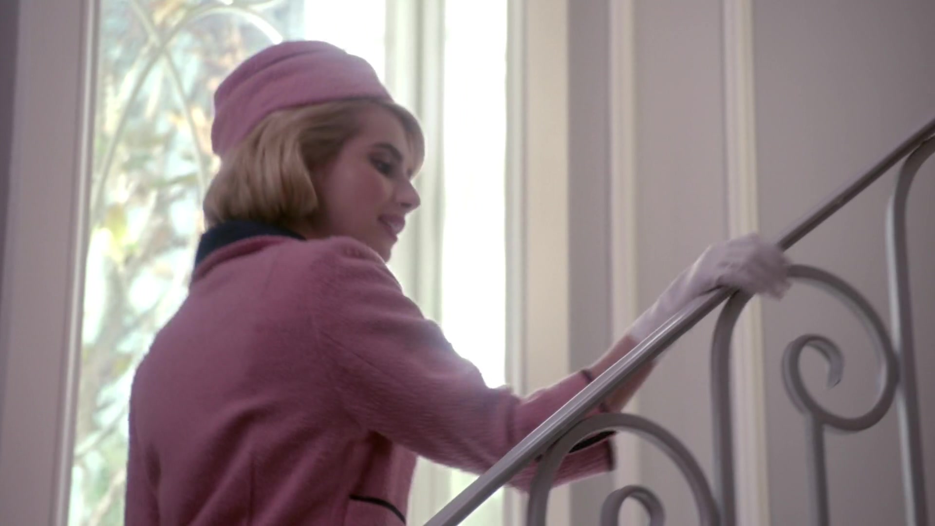 Scream_Queens_2015_S01E05_Pumpkin_Patch_1080p__0430.jpg