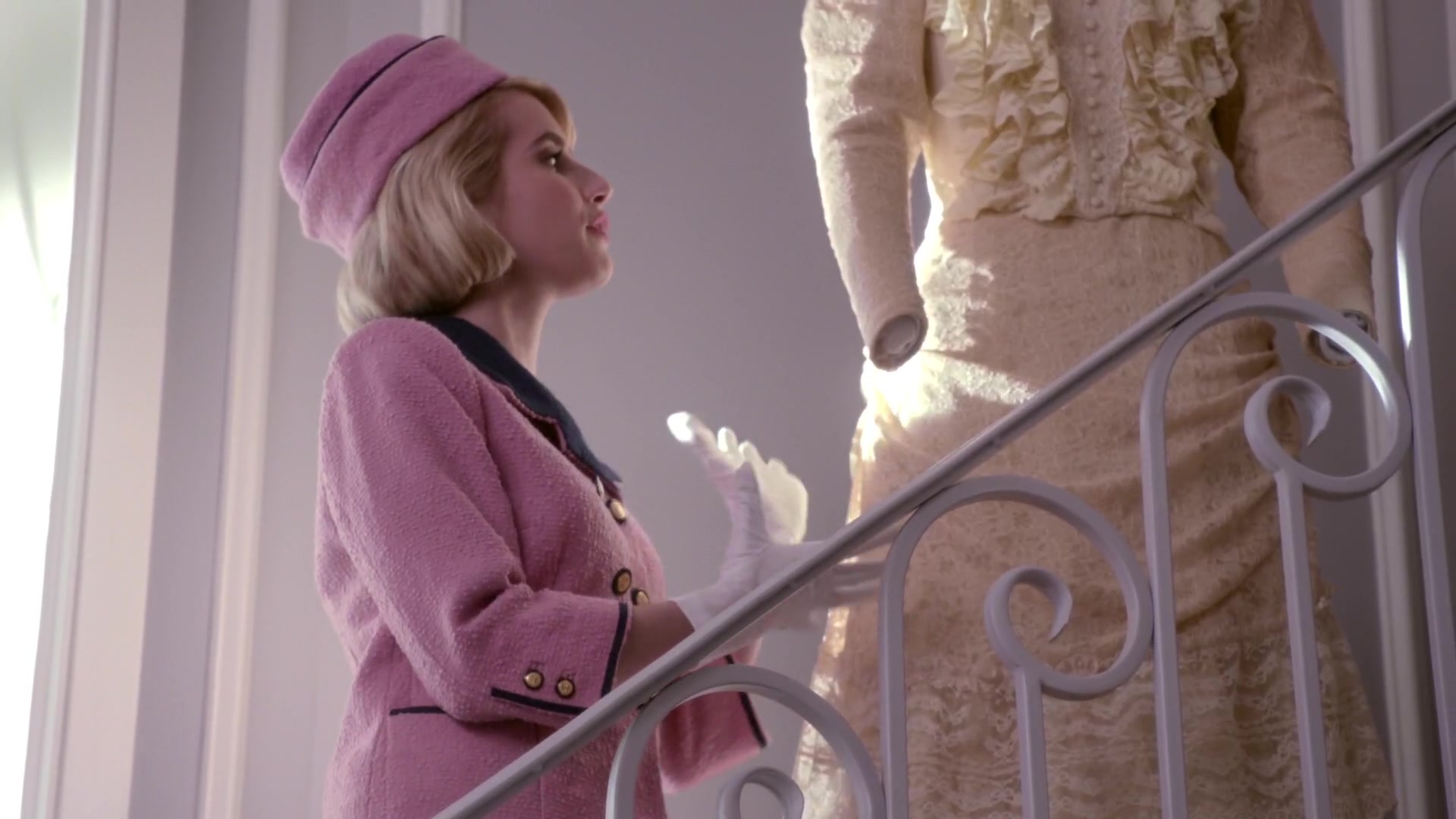 Scream_Queens_2015_S01E05_Pumpkin_Patch_1080p__0441.jpg Scream_Queens_2015_S01E05_Pumpkin_Patch_1080p__0441.jpg