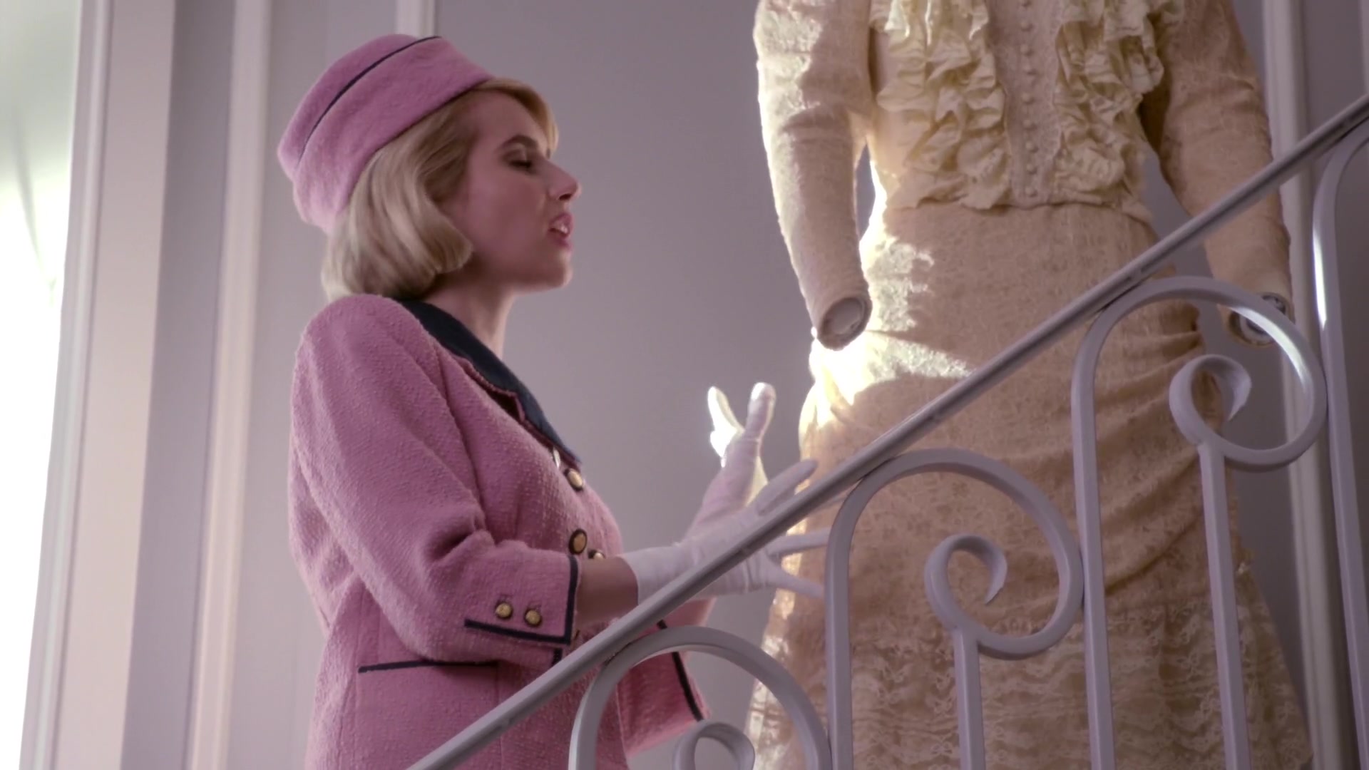 Scream_Queens_2015_S01E05_Pumpkin_Patch_1080p__0442.jpg Scream_Queens_2015_S01E05_Pumpkin_Patch_1080p__0442.jpg
