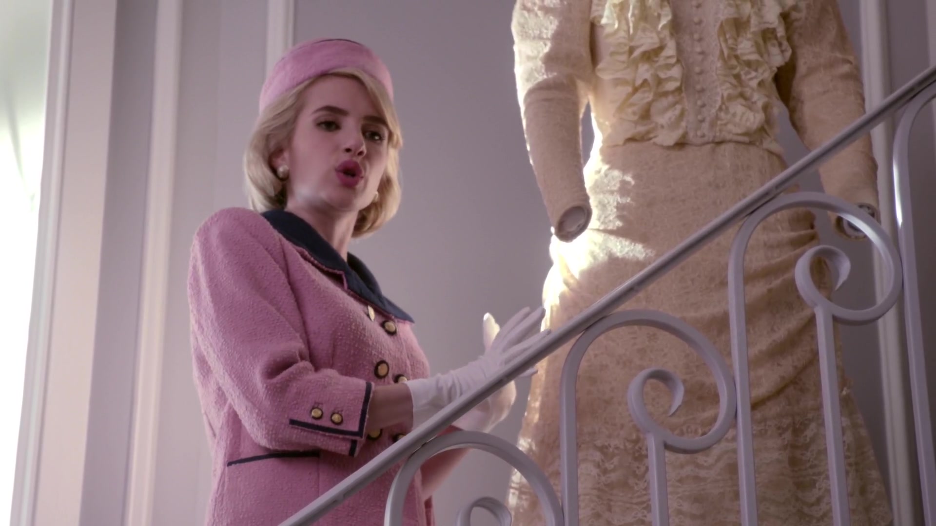 Scream_Queens_2015_S01E05_Pumpkin_Patch_1080p__0445.jpg Scream_Queens_2015_S01E05_Pumpkin_Patch_1080p__0445.jpg