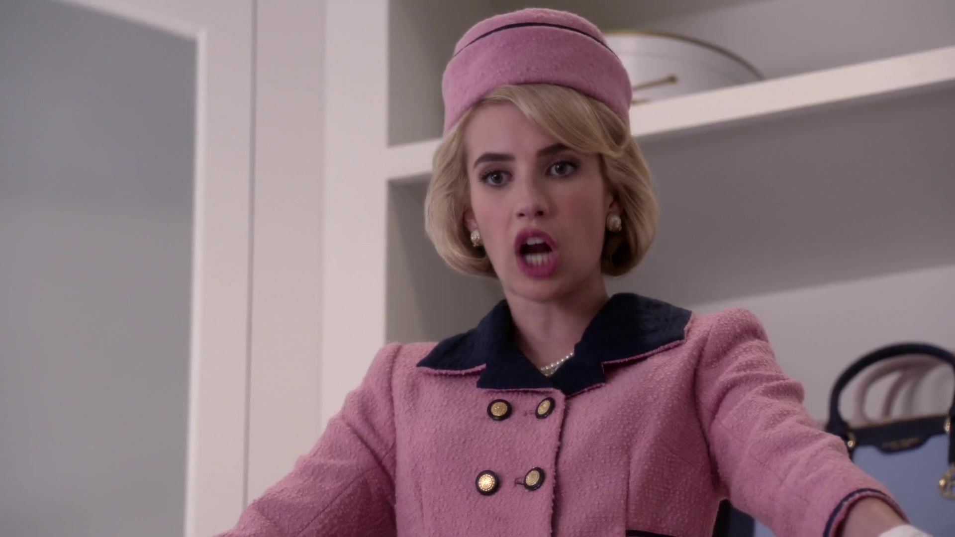 Scream_Queens_2015_S01E05_Pumpkin_Patch_1080p__0521.jpg