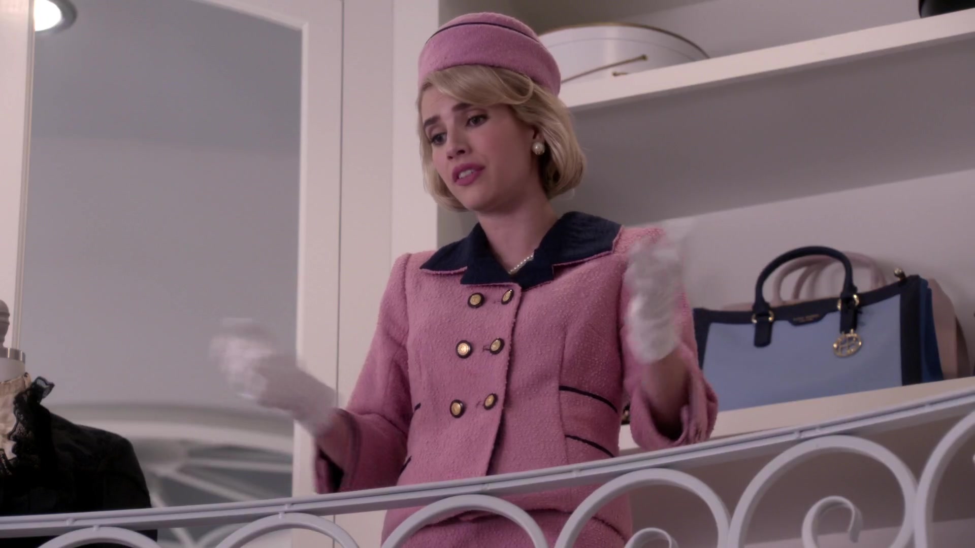 Scream_Queens_2015_S01E05_Pumpkin_Patch_1080p__0543.jpg Scream_Queens_2015_S01E05_Pumpkin_Patch_1080p__0543.jpg