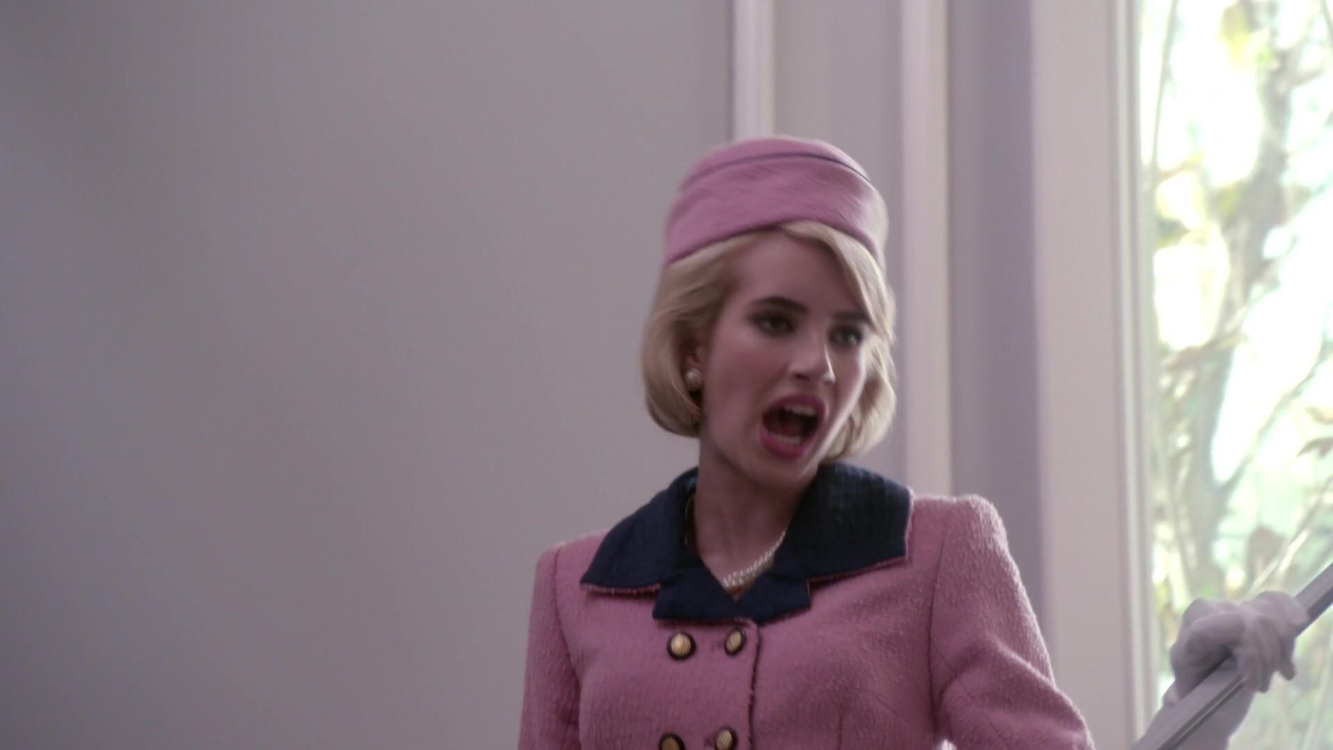 Scream_Queens_2015_S01E05_Pumpkin_Patch_1080p__0619.jpg