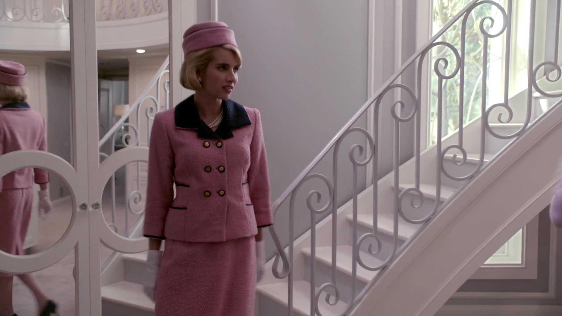 Scream_Queens_2015_S01E05_Pumpkin_Patch_1080p__0627.jpg Scream_Queens_2015_S01E05_Pumpkin_Patch_1080p__0627.jpg