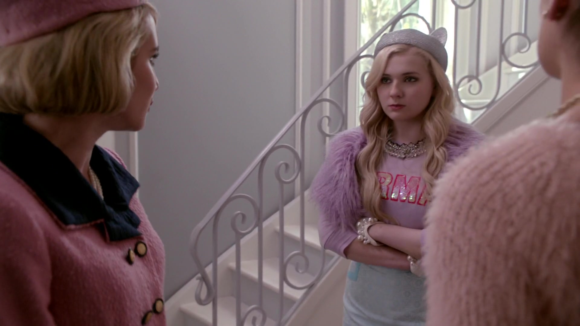 Scream_Queens_2015_S01E05_Pumpkin_Patch_1080p__0632.jpg