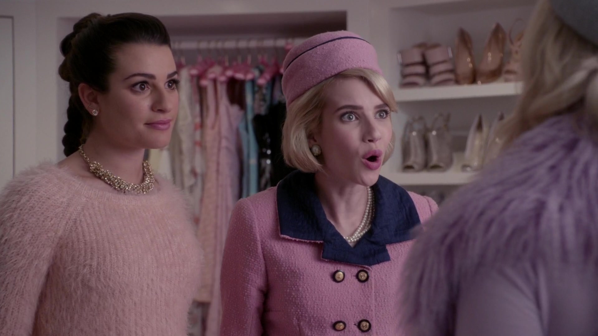 Scream_Queens_2015_S01E05_Pumpkin_Patch_1080p__0647.jpg
