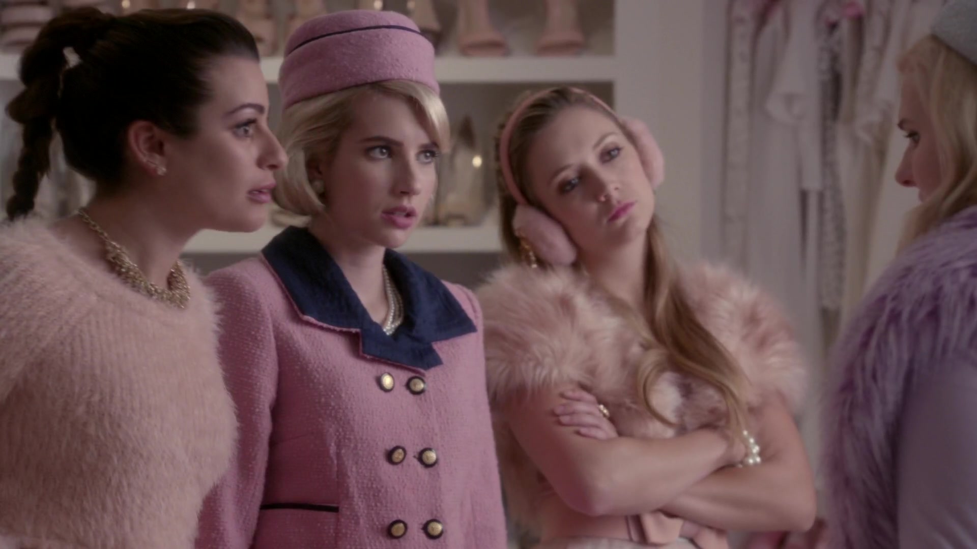 Scream_Queens_2015_S01E05_Pumpkin_Patch_1080p__0665.jpg Scream_Queens_2015_S01E05_Pumpkin_Patch_1080p__0665.jpg