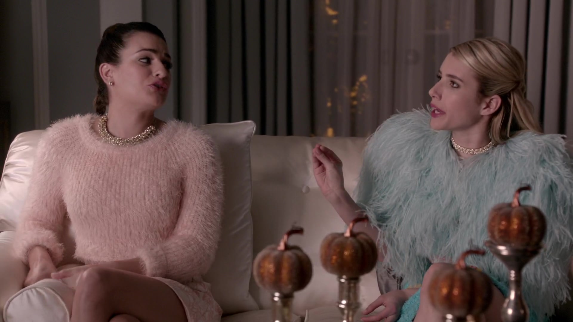 Scream_Queens_2015_S01E05_Pumpkin_Patch_1080p__1253.jpg