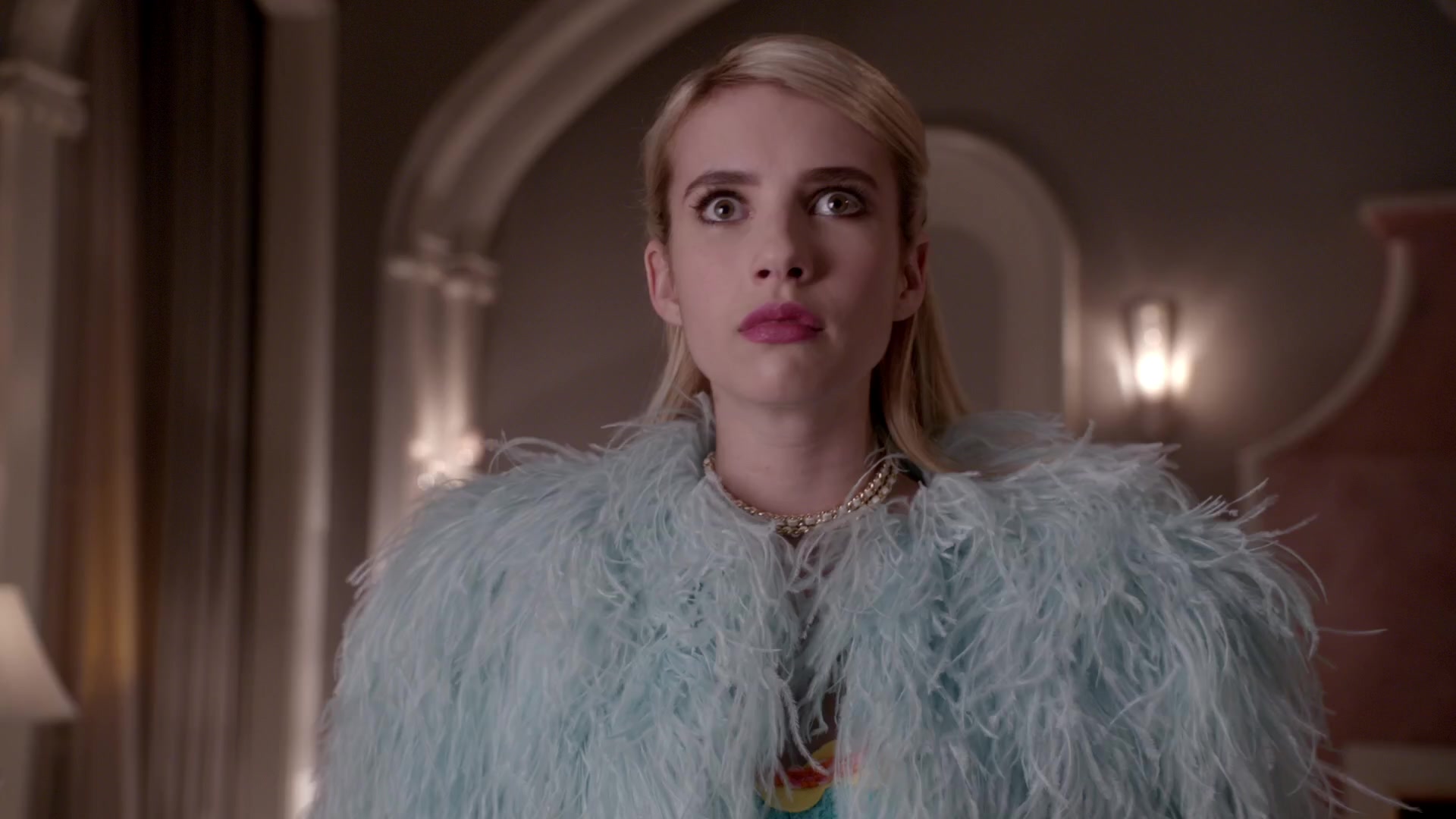 Scream_Queens_2015_S01E05_Pumpkin_Patch_1080p__1295.jpg