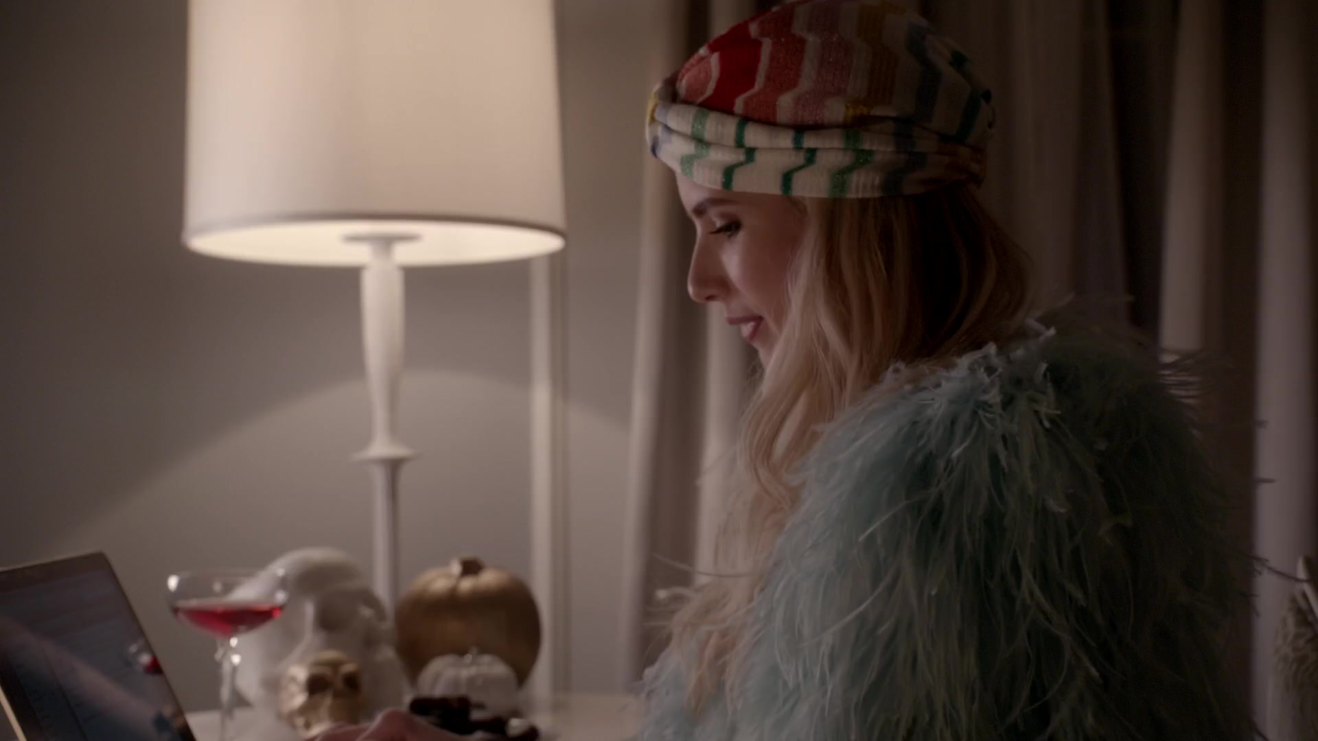 Scream_Queens_2015_S01E05_Pumpkin_Patch_1080p__1380.jpg
