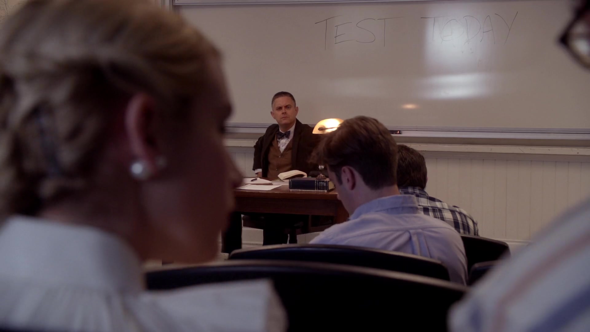 Scream_Queens_2015_S01E05_Pumpkin_Patch_1080p__1902.jpg