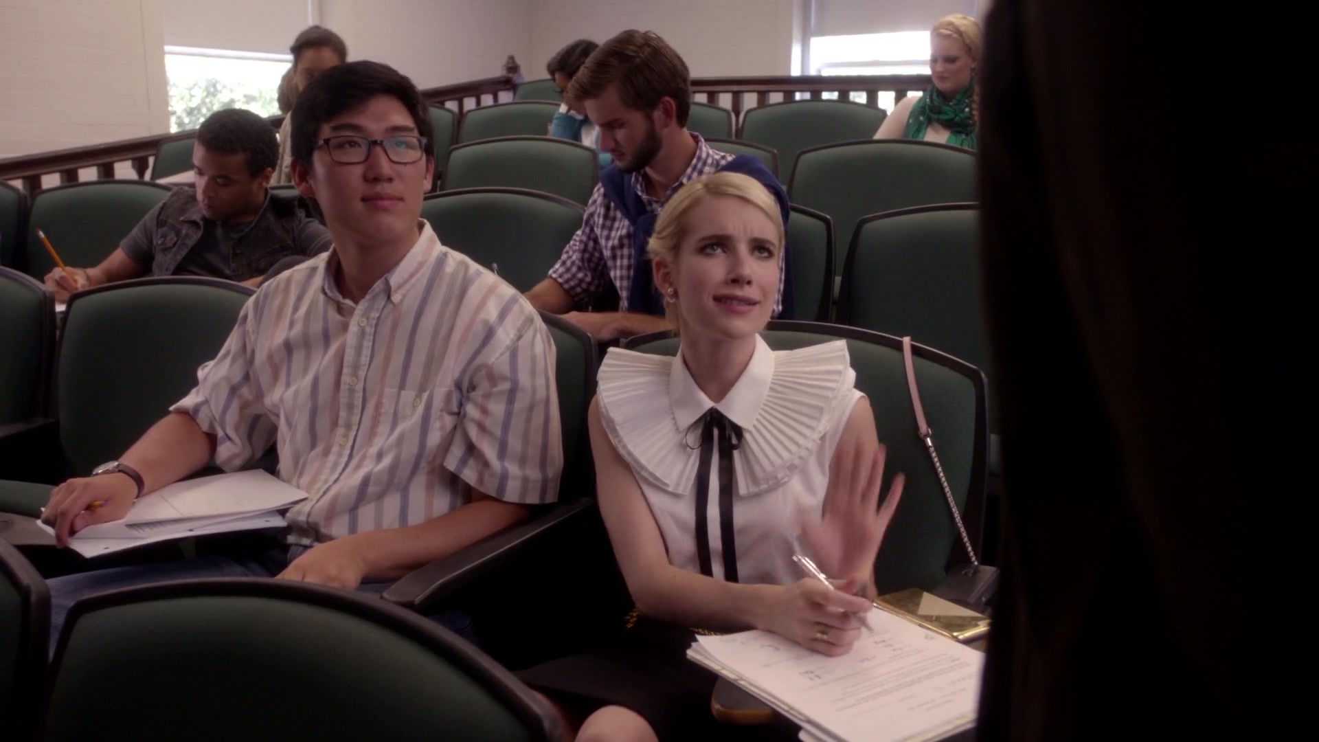 Scream_Queens_2015_S01E05_Pumpkin_Patch_1080p__1939.jpg Scream_Queens_2015_S01E05_Pumpkin_Patch_1080p__1939.jpg