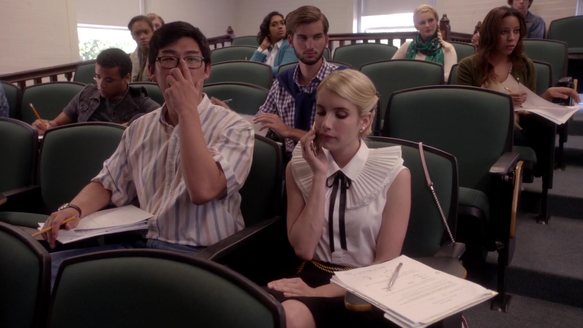 Scream_Queens_2015_S01E05_Pumpkin_Patch_1080p__1982.jpg