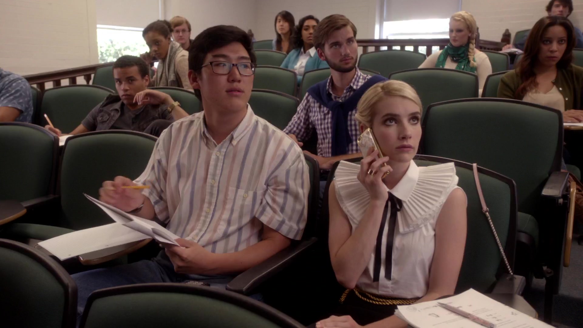 Scream_Queens_2015_S01E05_Pumpkin_Patch_1080p__2014.jpg Scream_Queens_2015_S01E05_Pumpkin_Patch_1080p__2014.jpg