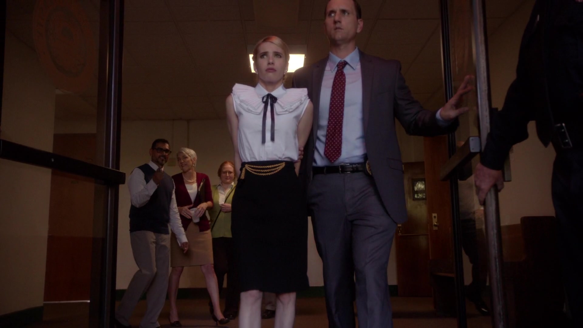 Scream_Queens_2015_S01E05_Pumpkin_Patch_1080p__2038.jpg