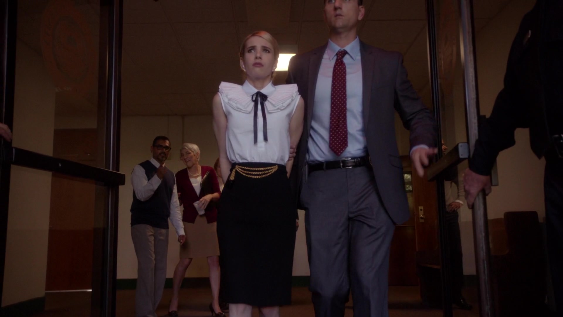 Scream_Queens_2015_S01E05_Pumpkin_Patch_1080p__2039.jpg