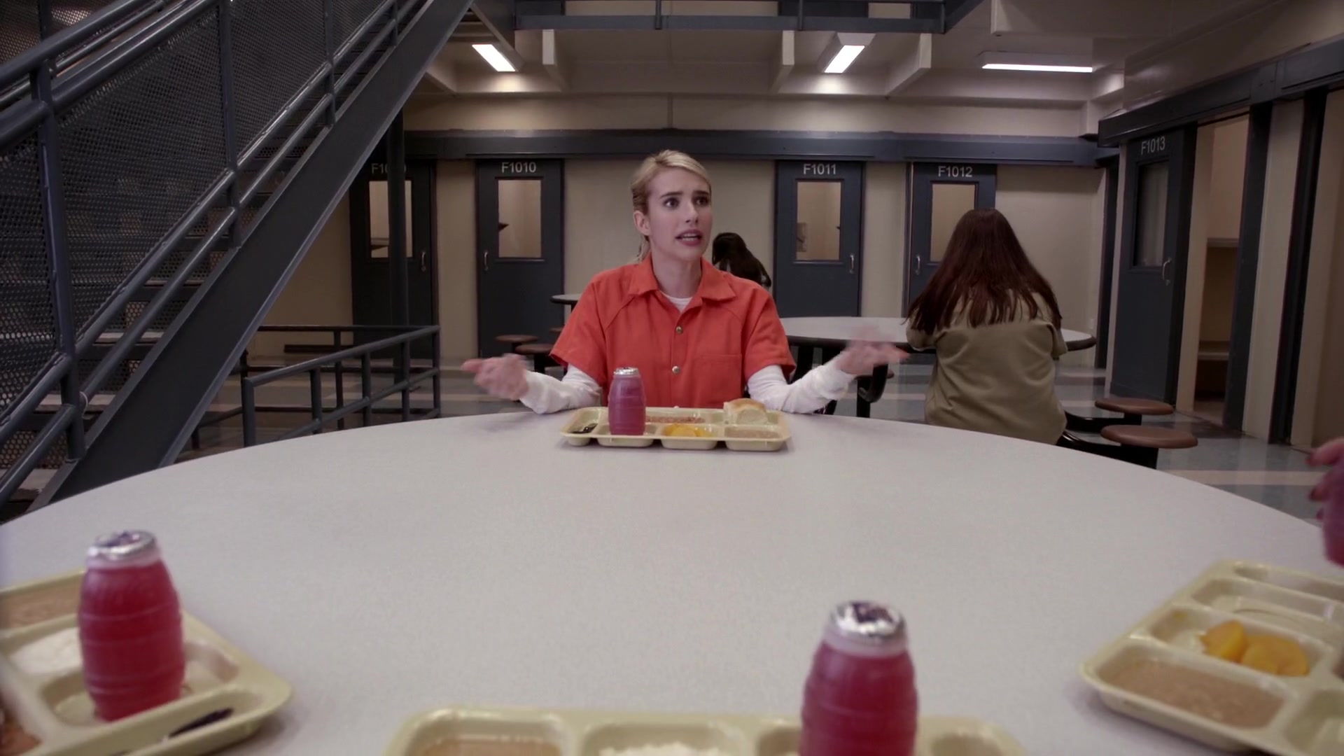 Scream_Queens_2015_S01E05_Pumpkin_Patch_1080p__2830.jpg