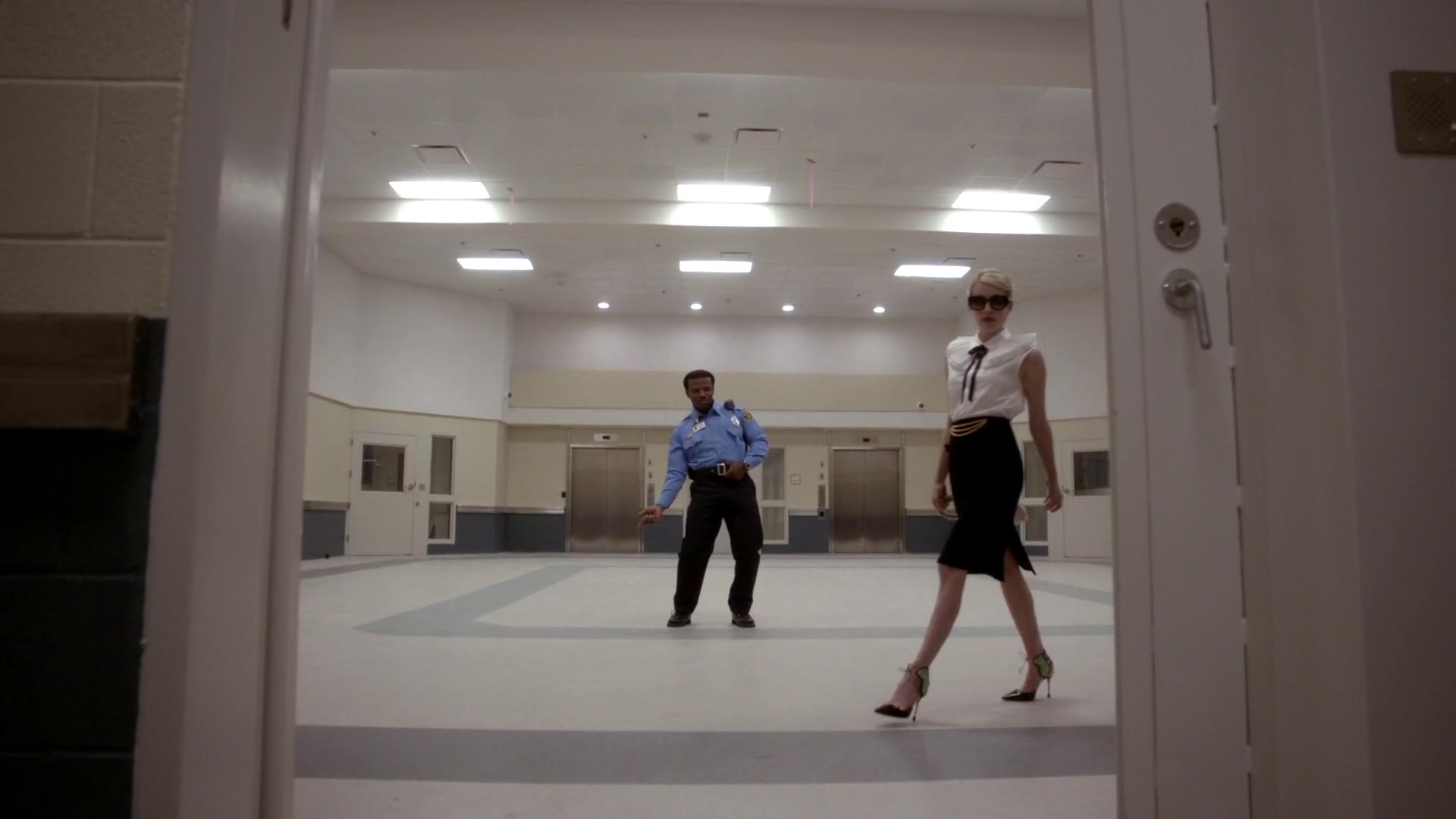 Scream_Queens_2015_S01E05_Pumpkin_Patch_1080p__2958.jpg Scream_Queens_2015_S01E05_Pumpkin_Patch_1080p__2958.jpg