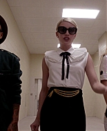 Scream_Queens_2015_S01E05_Pumpkin_Patch_1080p_3029.jpg