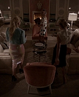 Scream_Queens_2015_S01E05_Pumpkin_Patch_1080p_5522.jpg