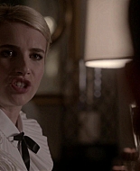 Scream_Queens_2015_S01E05_Pumpkin_Patch_1080p_5766.jpg