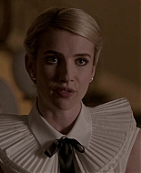 Scream_Queens_2015_S01E05_Pumpkin_Patch_1080p_6058.jpg