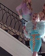 Scream_Queens_2015_S01E05_Pumpkin_Patch_1080p__0100.jpg