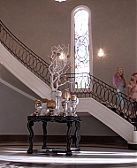 Scream_Queens_2015_S01E05_Pumpkin_Patch_1080p__0103.jpg