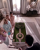 Scream_Queens_2015_S01E05_Pumpkin_Patch_1080p__0121.jpg
