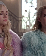 Scream_Queens_2015_S01E05_Pumpkin_Patch_1080p__0168.jpg