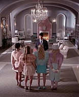 Scream_Queens_2015_S01E05_Pumpkin_Patch_1080p__0208.jpg
