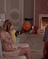 Scream_Queens_2015_S01E05_Pumpkin_Patch_1080p__1029.jpg