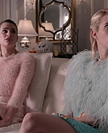 Scream_Queens_2015_S01E05_Pumpkin_Patch_1080p__1109.jpg