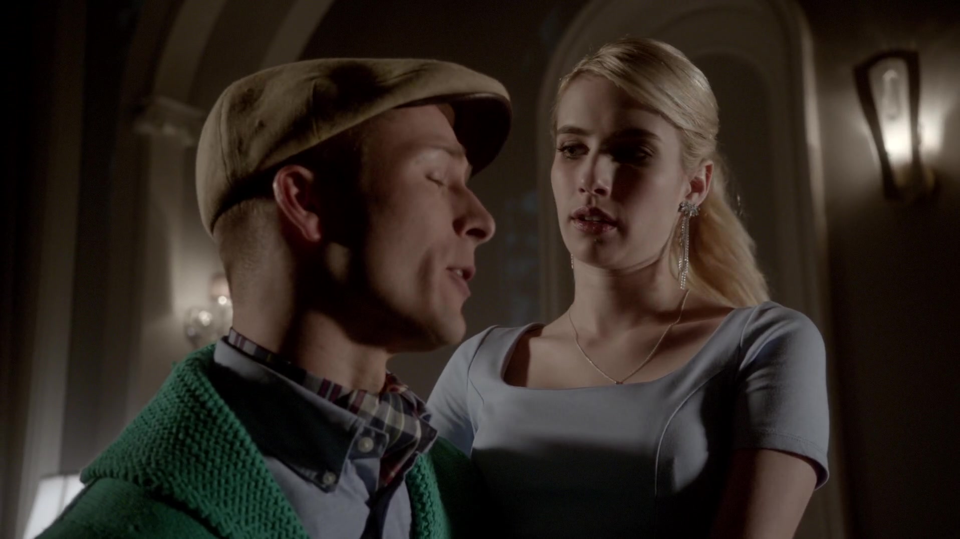 Scream_Queens_2015_S01E09_Ghost_Stories_1080p_0584.jpg