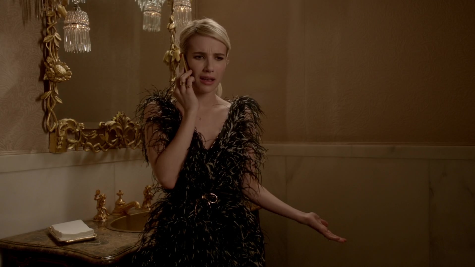 Scream_Queens_2015_S01E10_Thanksgiving_1080p_2925.jpg
