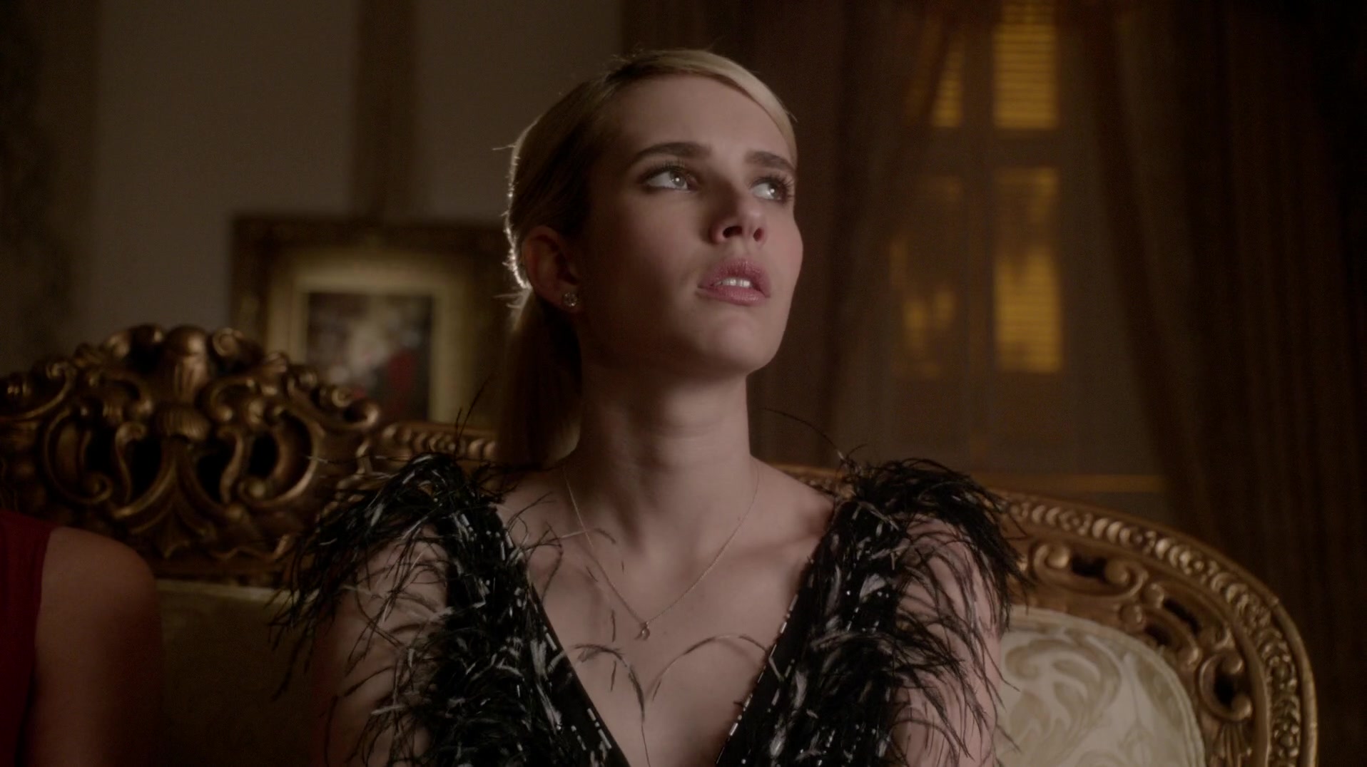 Scream_Queens_2015_S01E10_Thanksgiving_1080p_4518.jpg