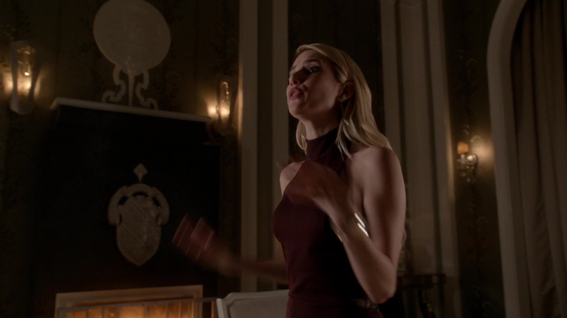 Scream_Queens_2015_S01E10_Thanksgiving_1080p_6129.jpg