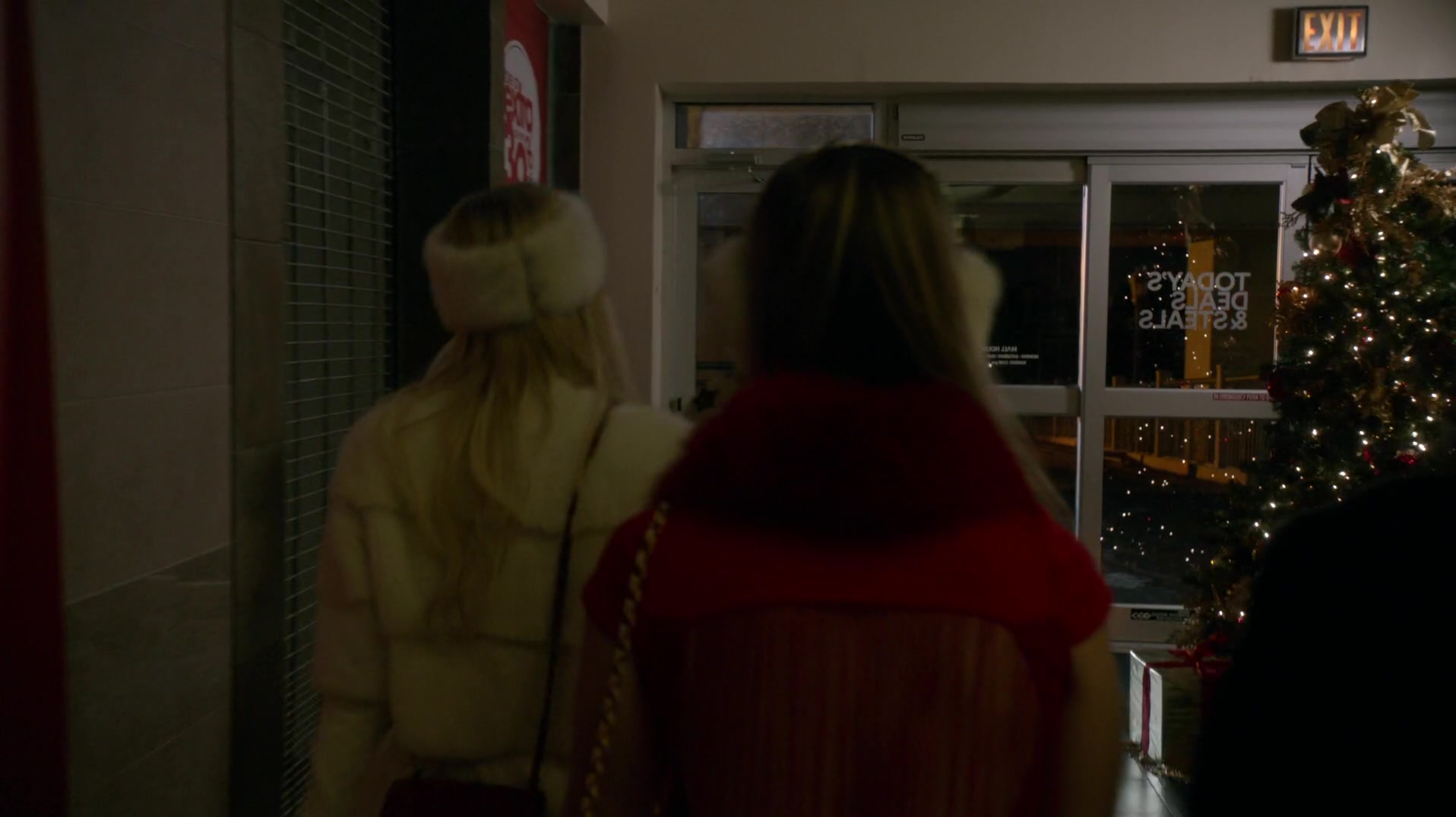 Scream_Queens_2015_S01E11_Black_Friday_1080p__1163.jpg