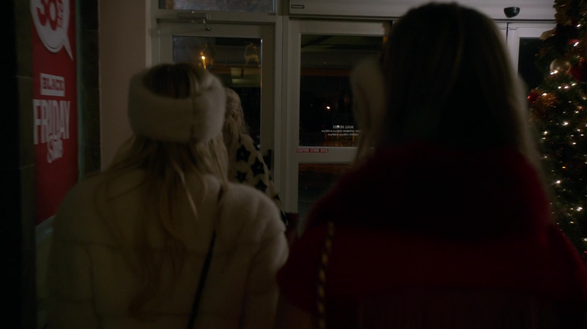 Scream_Queens_2015_S01E11_Black_Friday_1080p__1166.jpg